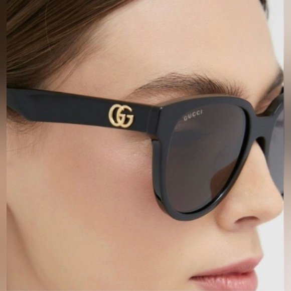 Gucci 💅🏻✨ Black Designer GG Round Designer Sunglasses GG1002SK 002 56-20-145 - Picture 10 of 10